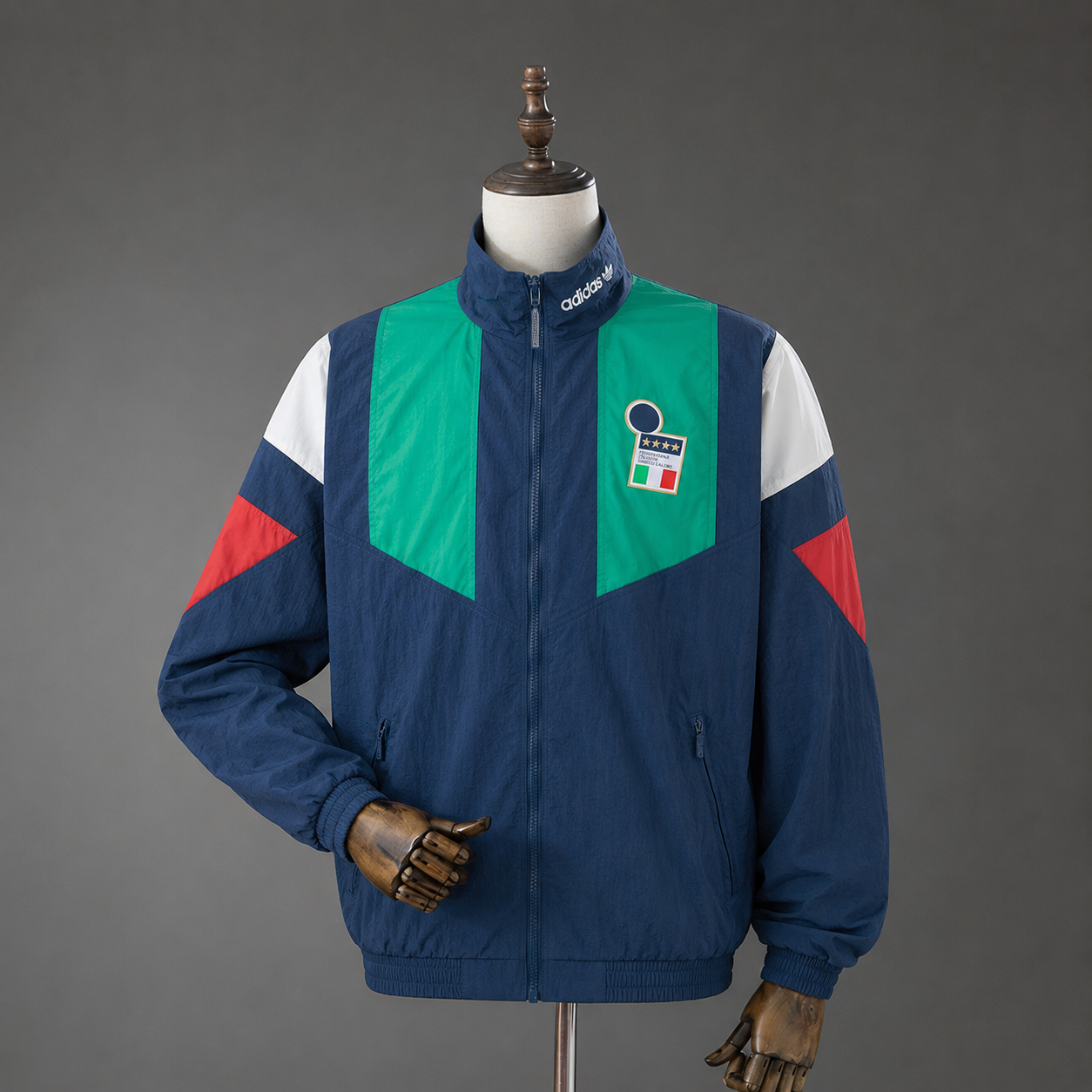 Italia EQT Track Top